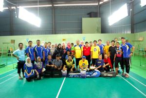 Pertandingan Badminton Tertutup Kelab Keluarga PKNP 2016