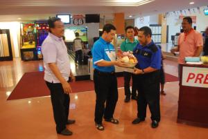 Pertandingan Boling Kelab Keluarga Kumpulan PKNP 2016