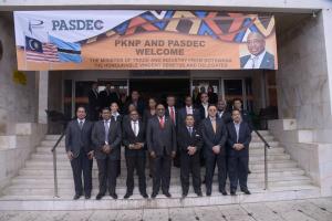 Lawatan Menteri Perdagangan & Industri