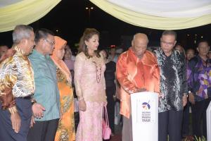 Perarakan Bot Berhias 06.12.14